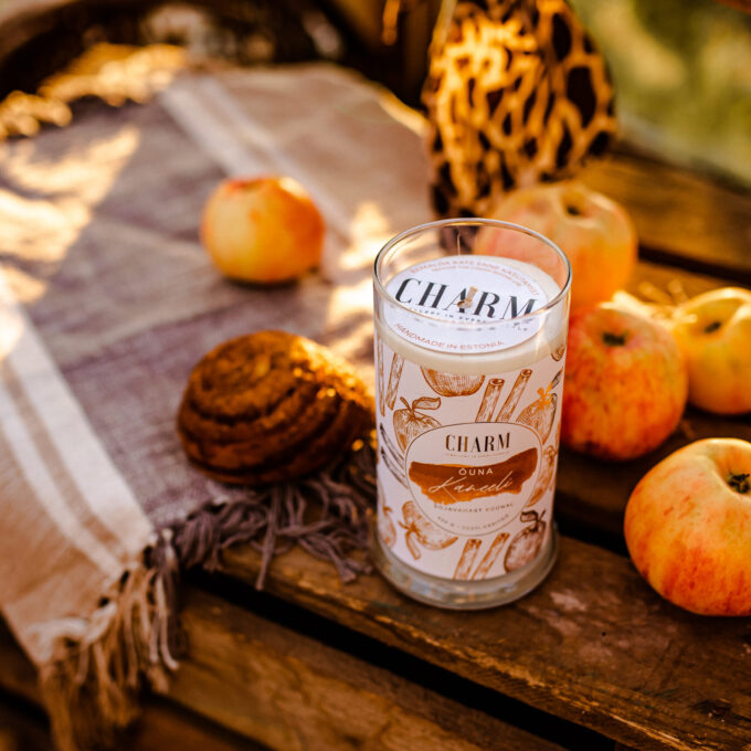 Charm Candle “Apple Cinnamon” – Surprise